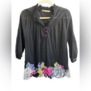 ❤️ Solitaire Los Angeles  Blouse with Floral Hem NWOT 100% French Cotton Large